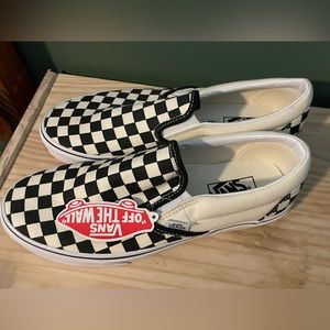 Brand New/ Never Worn Checkered Converse Classic Slip-On